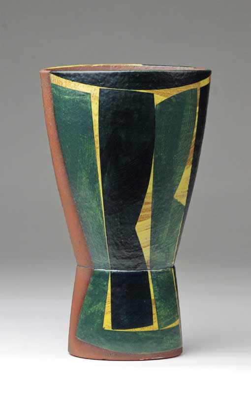 Oval-stemmed-bowl-h30cm-matt-hony-glaze-2016.jpg